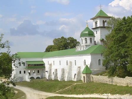 Свято-Михайловский мужской монастырь в Адыгее